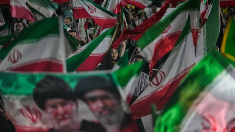 iran-malezya-ile-savunma-isbirligi-arayisinda-IEmsl11q.jpg