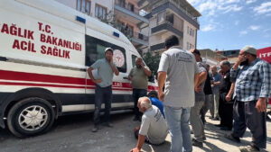 is-makinesinin-altinda-kalan-isci-oldu-mesai-arkadaslarinin-gozyaslari-sel-oldu-BxtedufF.jpg