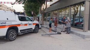 lavabo-acici-bomba-gibi-patladi-6-yarali-xkEE9TRG.jpg