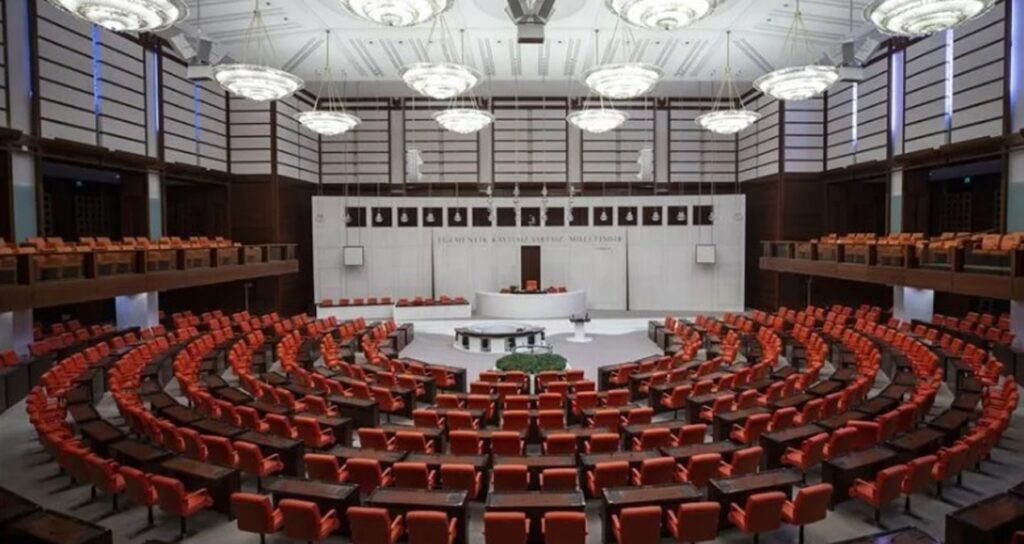 meclis-tatile-girdi-karar-resmi-gazetede-yayimlandi-CttVf2kn.jpg