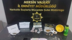 mersinde-uyusturucu-operasyonu-4-supheli-tutuklandi-gnaxXDbb.jpg