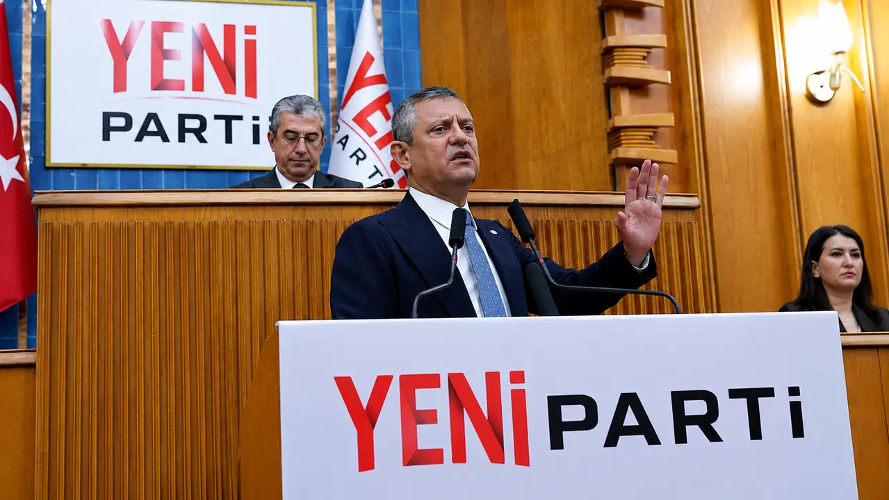 Son dakika… Özgür Özel ‘ilk’ diyerek duyurdu: Yarını işaret etti, saat verdi