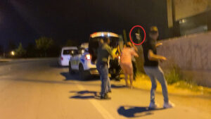 trafikte-defalarca-suc-isledi-cezayi-yiyince-gazetecilere-mermerle-saldirdi-xf46G1H5.jpg
