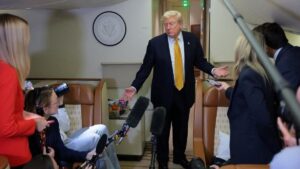 trumpin-ucak-degistirme-iddiasi-w5xrqQ3Z.jpg