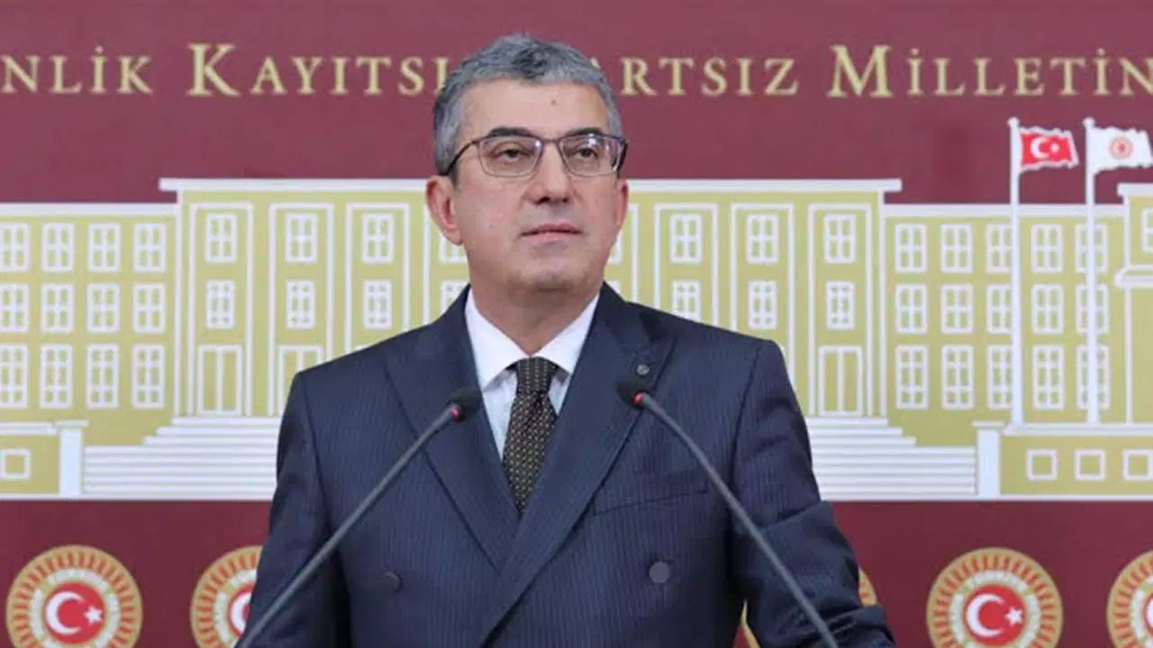 YENİ Parti’de kritik kapalı grup: Gökhan Günaydın’dan dikkat çeken ‘çerçeve yasa’ çıkışı