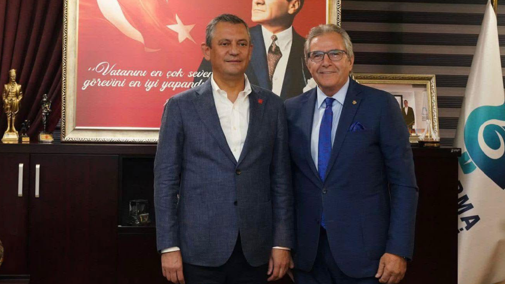 yeni-partili-belediye-baskani-makam-araciyla-kaza-yapti-BPWZna5d.png